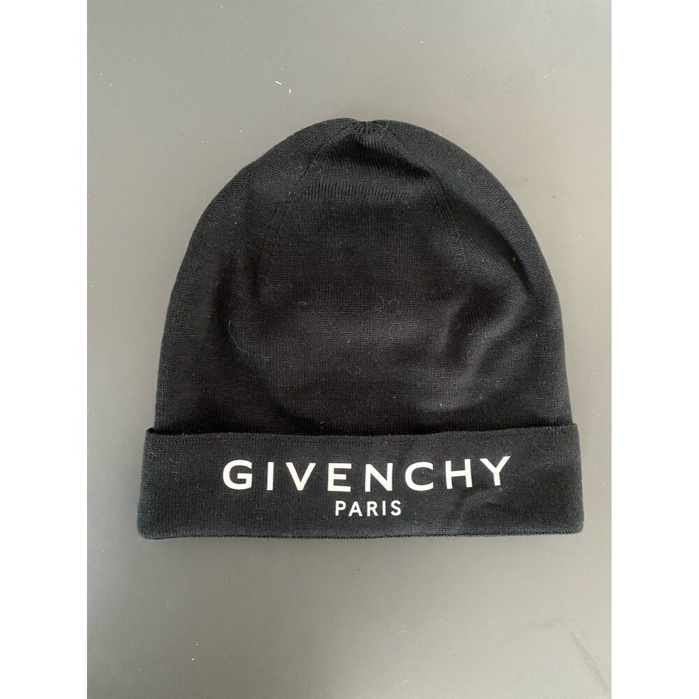 NEW Givenchy Black Cashmere Blend Beanie White Logo Sz OS Designer Streetwear